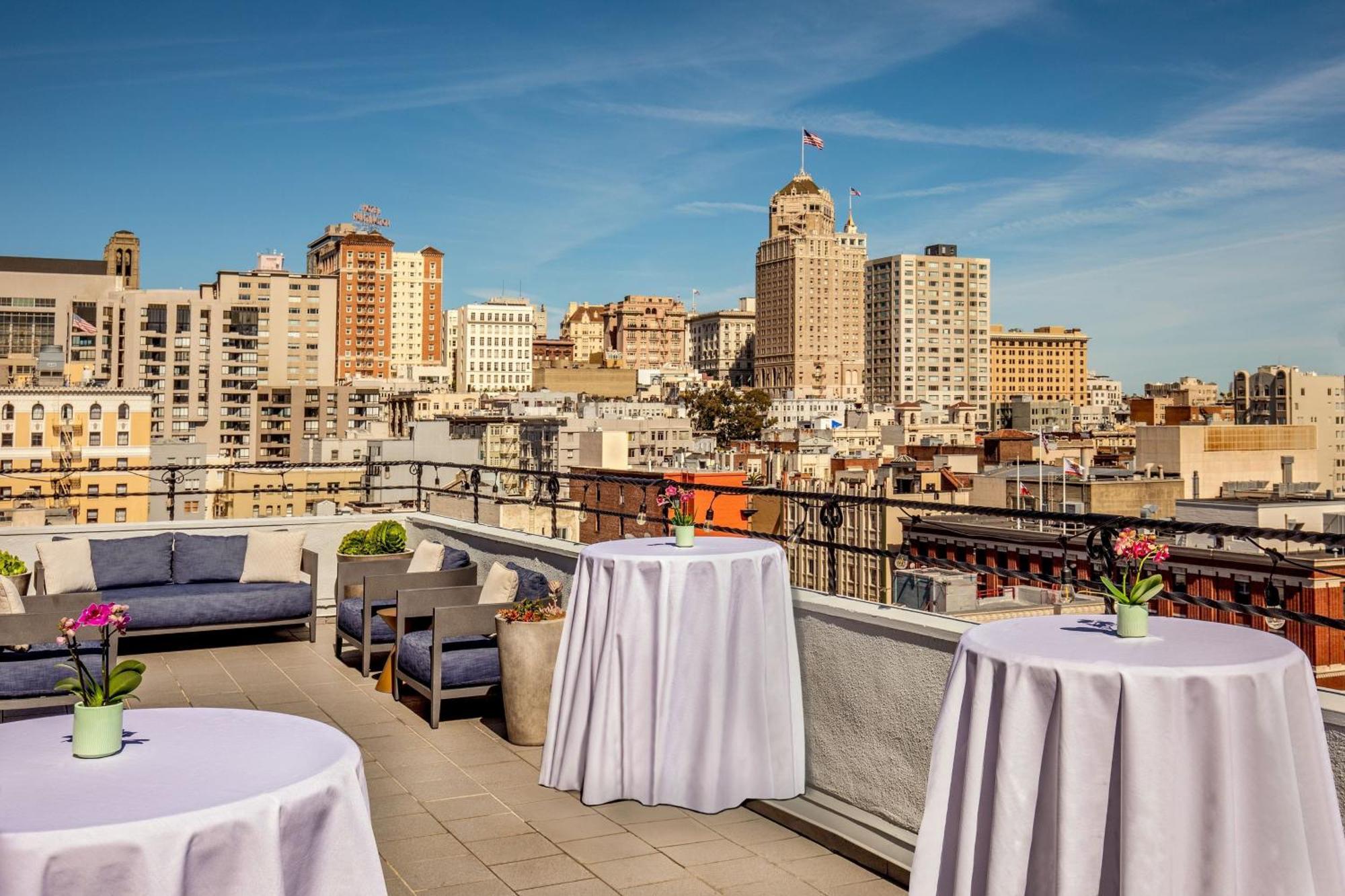 Hotel Adagio, Autograph Collection 4*